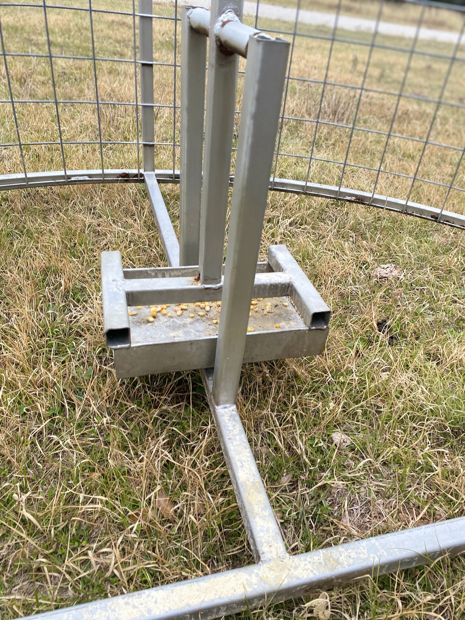 Boar Boss hog trap saloon door trigger system and heavy-duty construction details