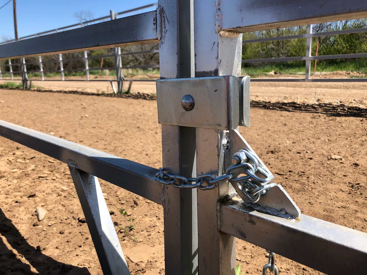 CLAMPS- 1-1/2" SQ LEGS