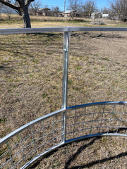 Center brace detail on R3 economy round bale feeder with wire skirt